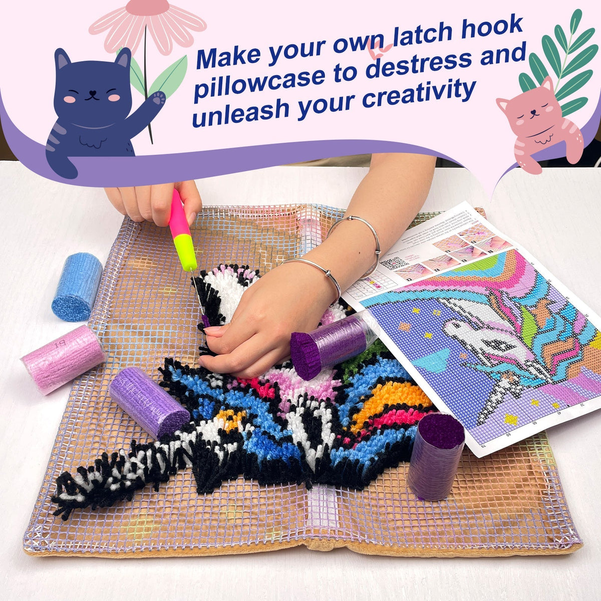 Cartoon Flowers Latch Hook Pillow Kit
