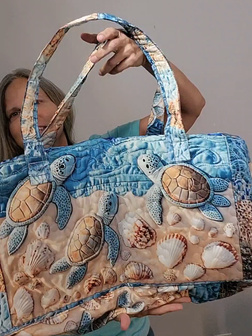 Quilted Sea Turtle Duffel Bag - 21-Inch Sporty Chic Coastal Carryall, Traveling Bag, Carry On Duffle, Weekender Duffle with Zipper Closure (Quilted Turtle Adds Charm, TikTok Shop Back to School)