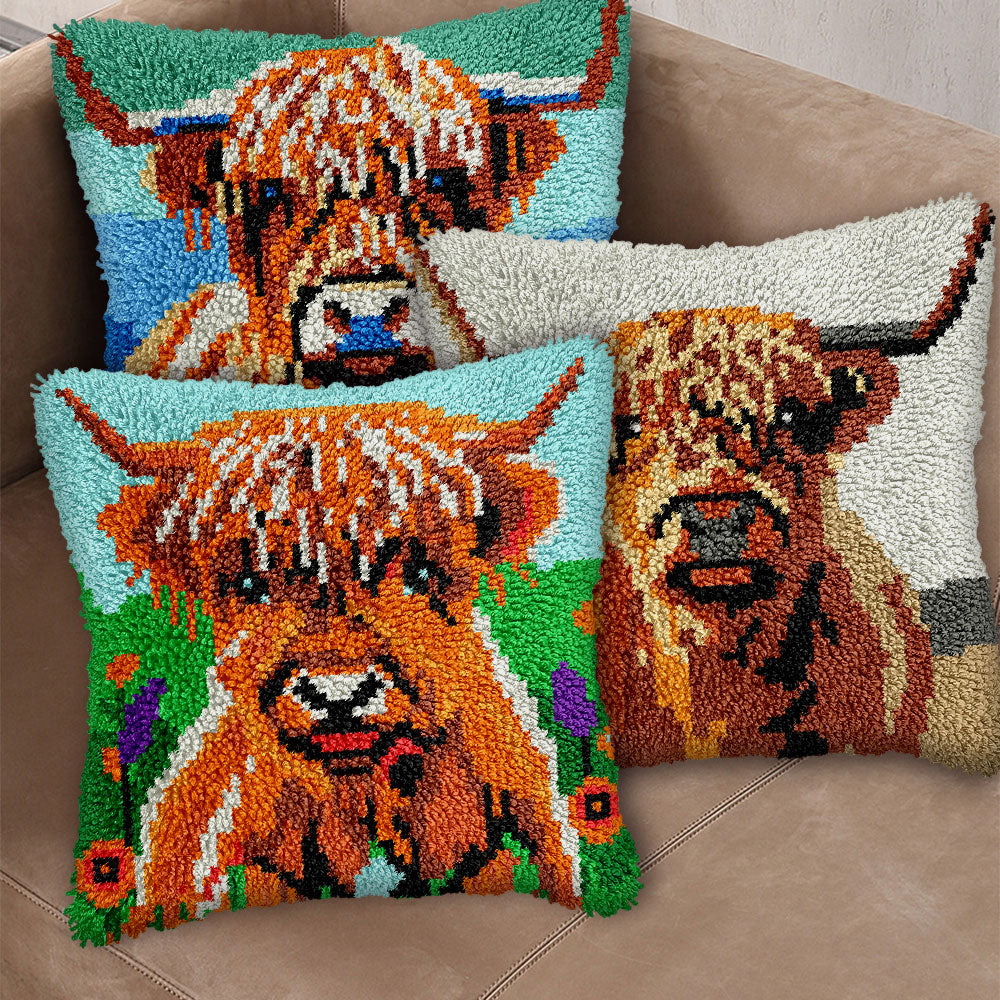 Highland Cow Family Latch Hook Pillow Kit